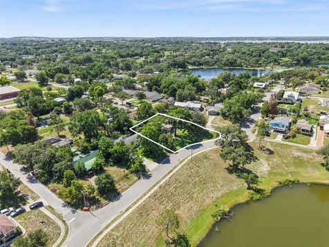 290 Carroll Street Clermont FL 34711