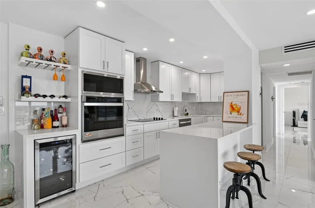 31 Island Way Clearwater Beach FL 33767