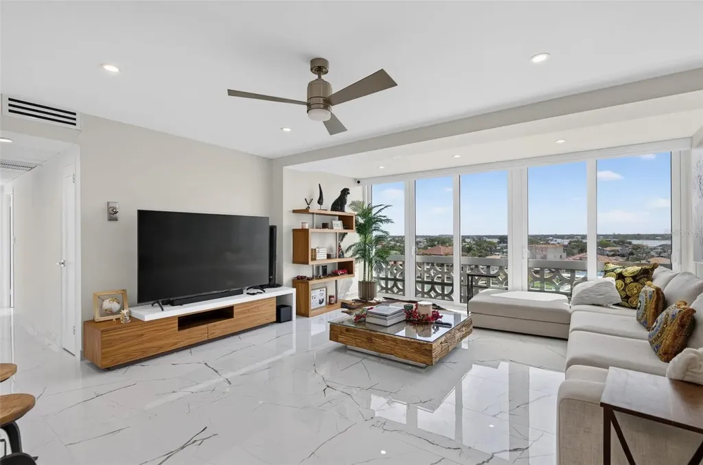 31 Island Way Clearwater Beach FL 33767