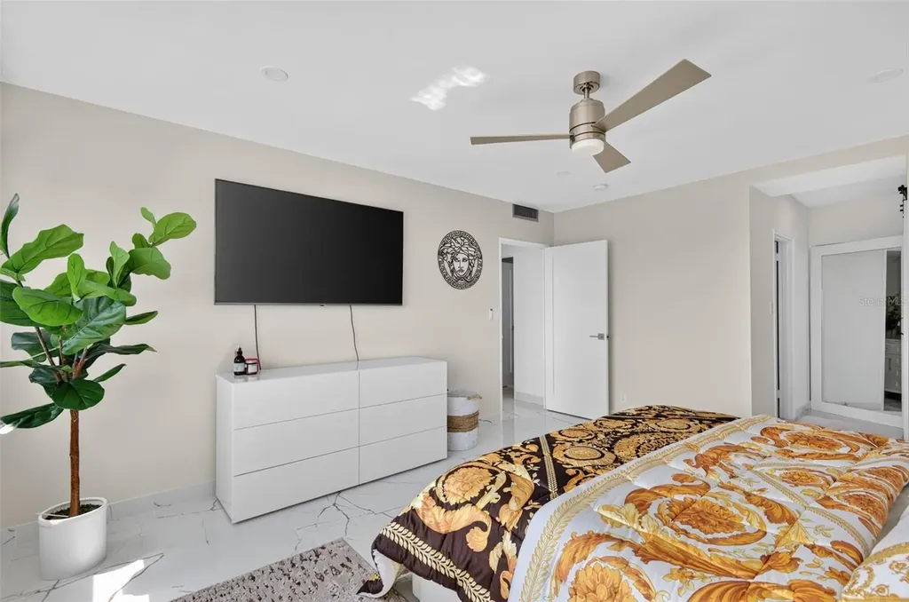 31 Island Way Clearwater Beach FL 33767