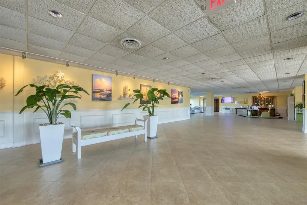 31 Island Way Clearwater Beach FL 33767