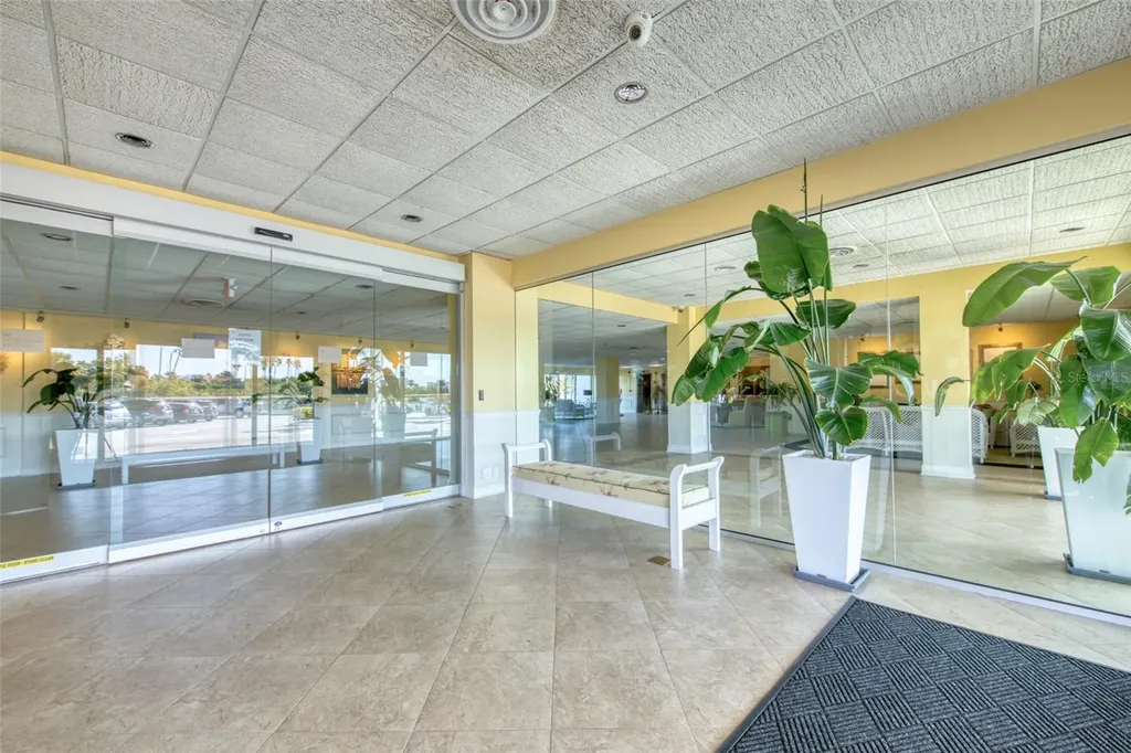 31 Island Way Clearwater Beach FL 33767