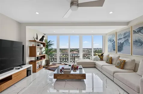 31 Island Way Clearwater Beach FL 33767