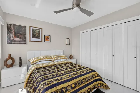 31 Island Way Clearwater Beach FL 33767