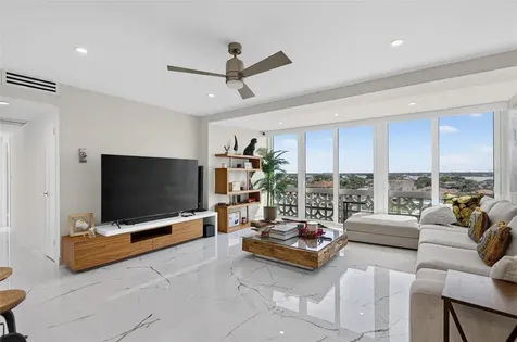 31 Island Way Clearwater Beach FL 33767