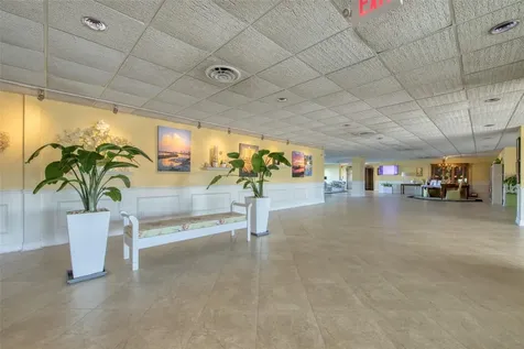 31 Island Way Clearwater Beach FL 33767