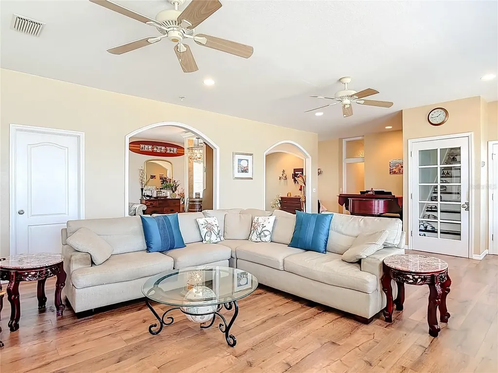 1205 S Riverside Drive Edgewater FL 32132