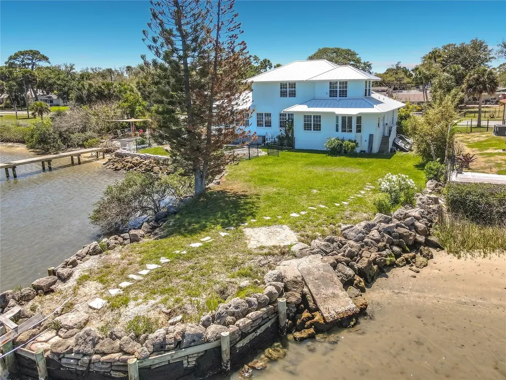 1205 S Riverside Drive Edgewater FL 32132
