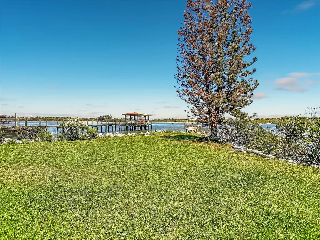 1205 S Riverside Drive Edgewater FL 32132