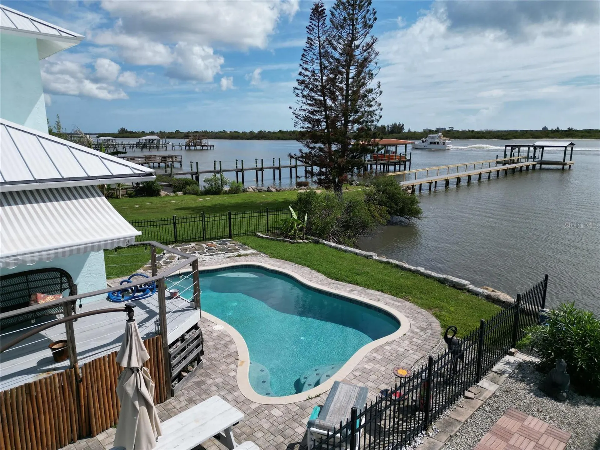 1205 S Riverside Drive Edgewater FL 32132