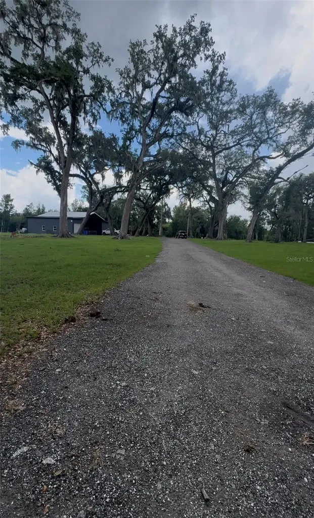 27964 Villa Road Dade City FL 33525