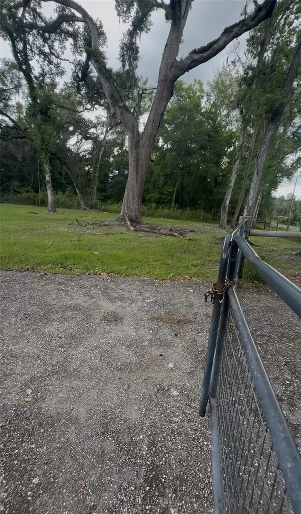 27964 Villa Road Dade City FL 33525
