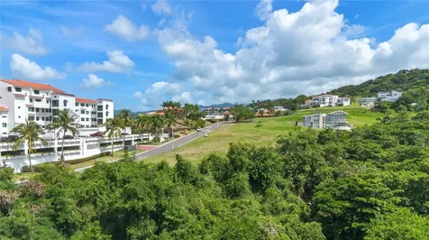 62 Las Vistas Rio Grande PR 00745