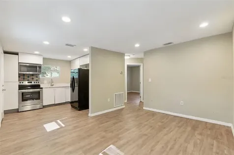 5000 Huppel Avenue Orlando FL 32811
