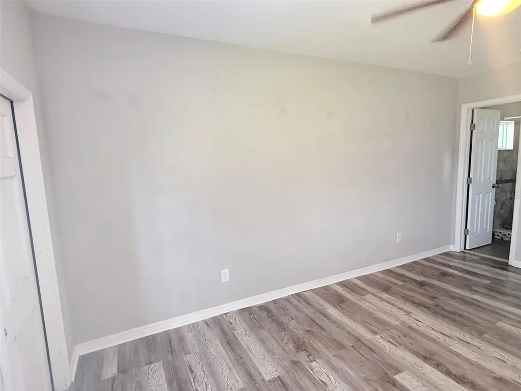 6041 43rd Avenue N St Petersburg FL 33709