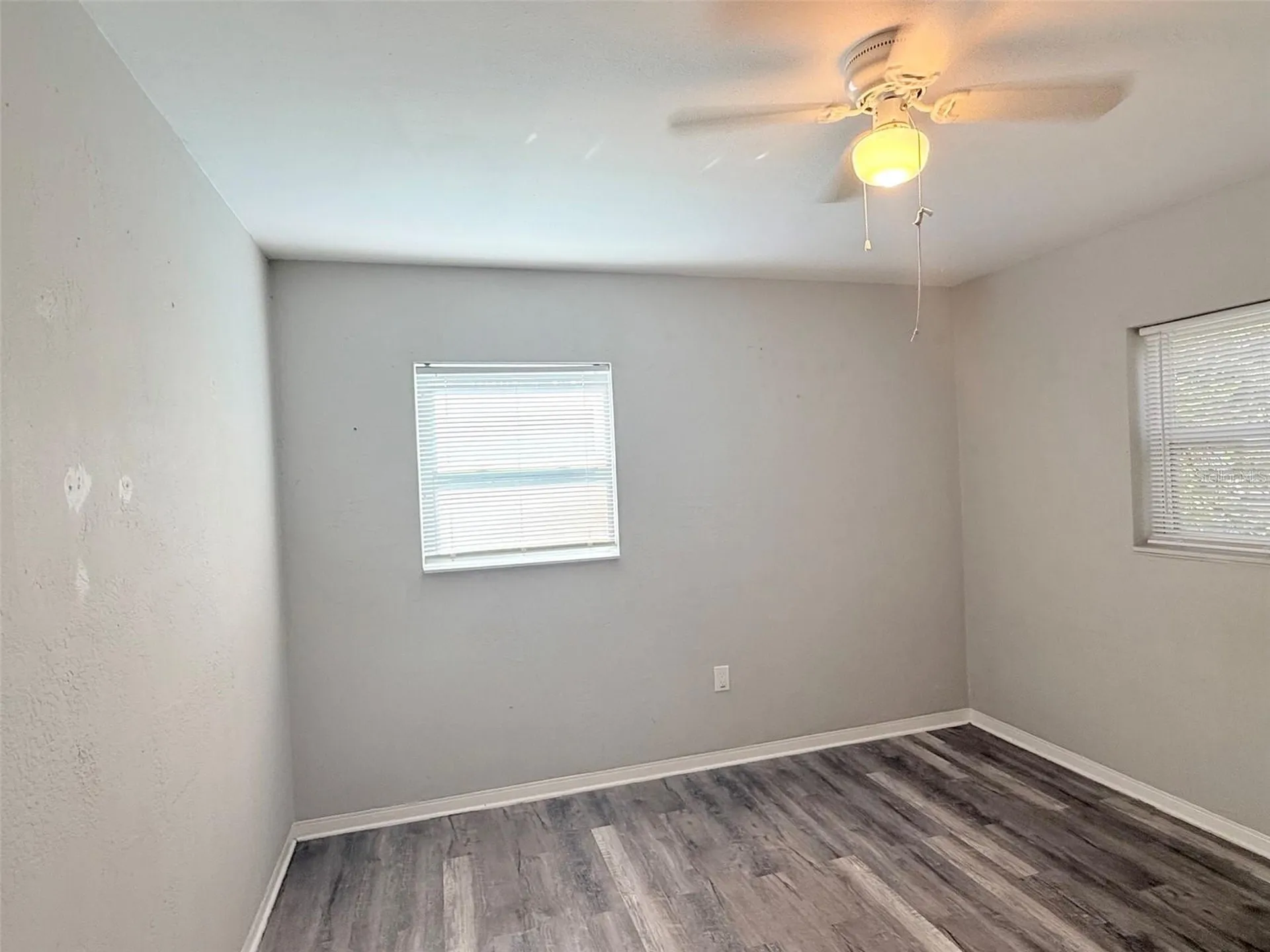 6041 43rd Avenue N St Petersburg FL 33709