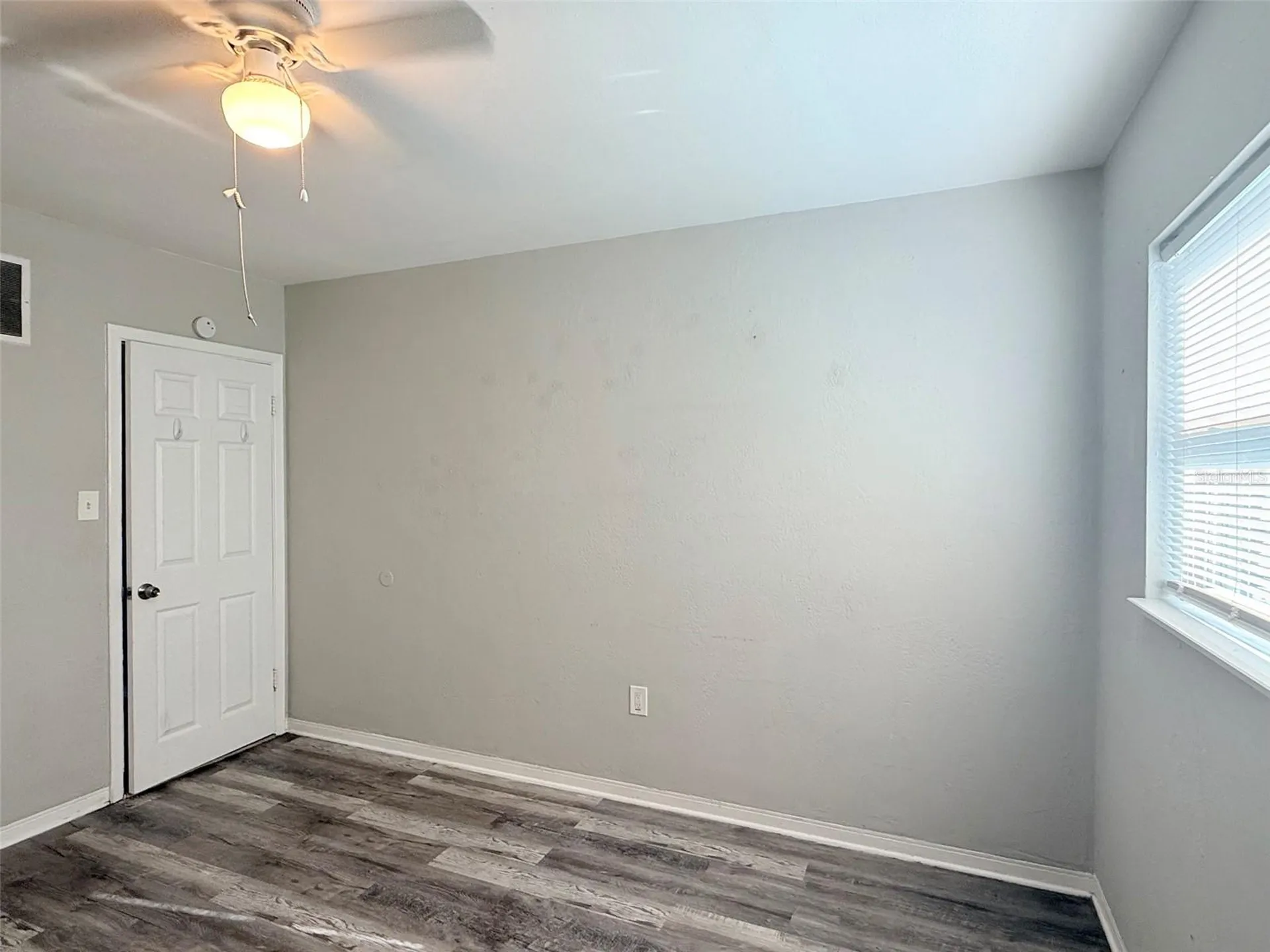 6041 43rd Avenue N St Petersburg FL 33709