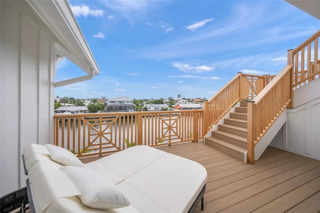 525 68th Street Holmes Beach FL 34217
