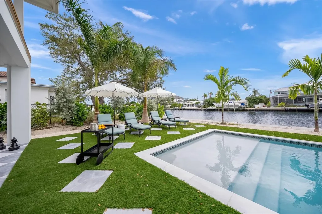 525 68th Street Holmes Beach FL 34217