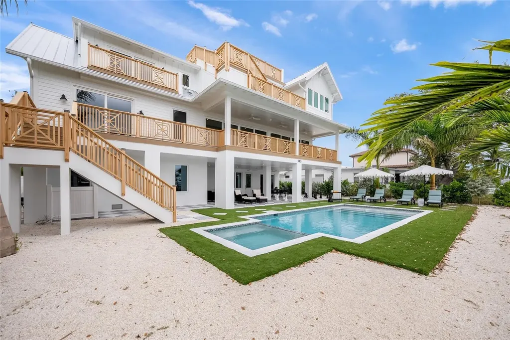 525 68th Street Holmes Beach FL 34217
