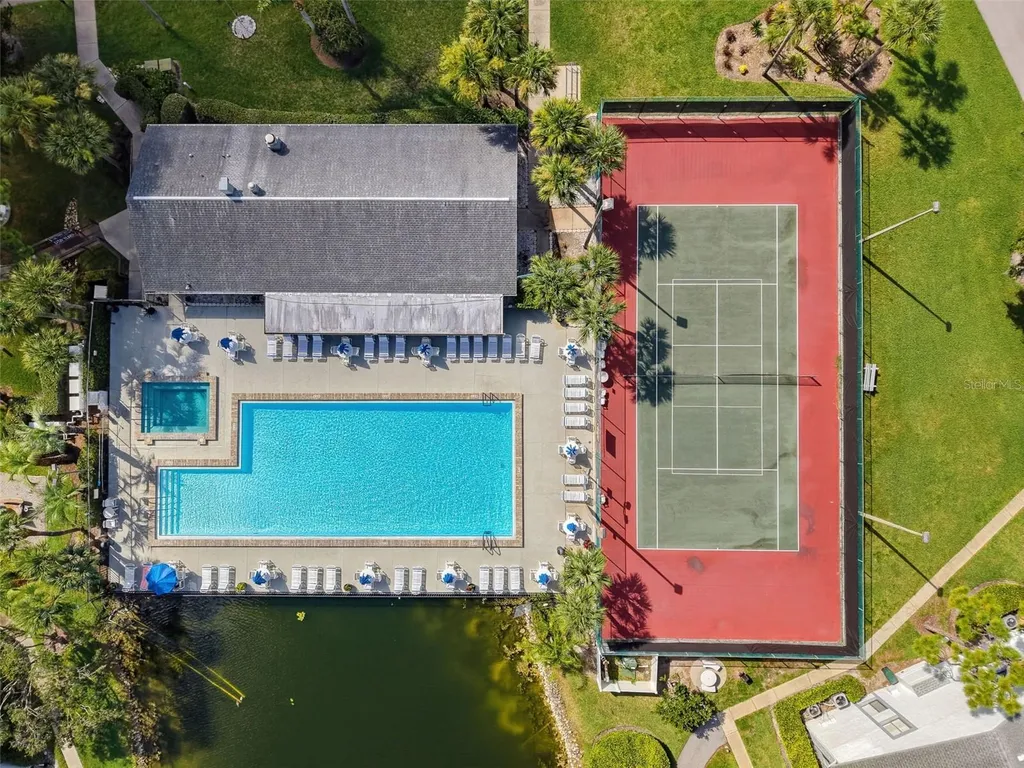 1261 Pine Ridge Circle W Tarpon Springs FL 34688
