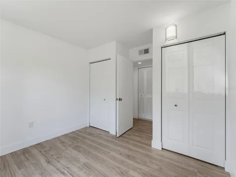 1261 Pine Ridge Circle W Tarpon Springs FL 34688