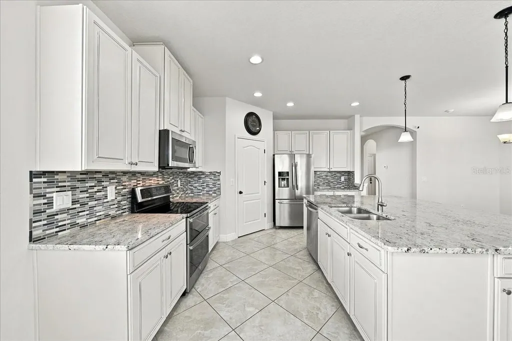 5082 Inshore Landings Drive Apollo Beach FL 33572