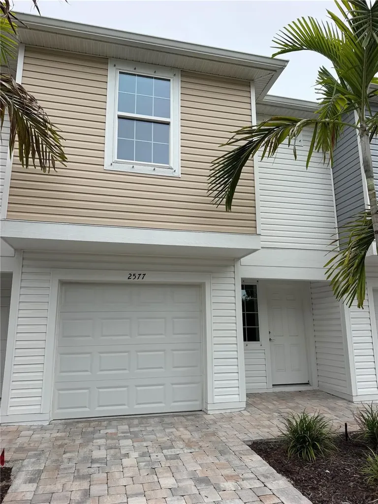 2577 6th Avenue Drive E Bradenton FL 34208