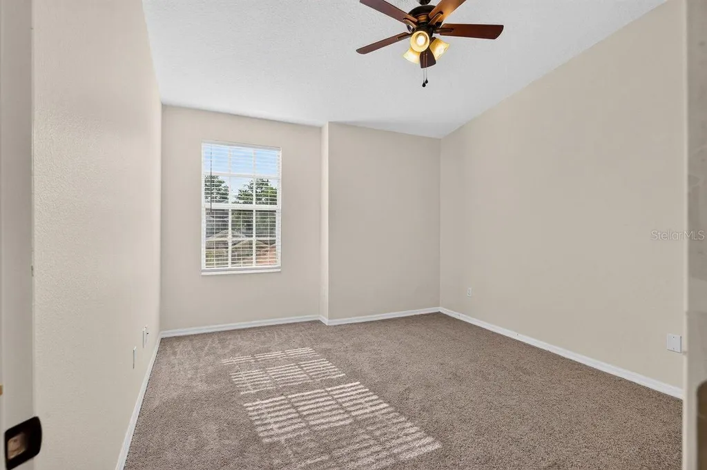 648 Spring Lake Circle Tarpon Springs FL 34688
