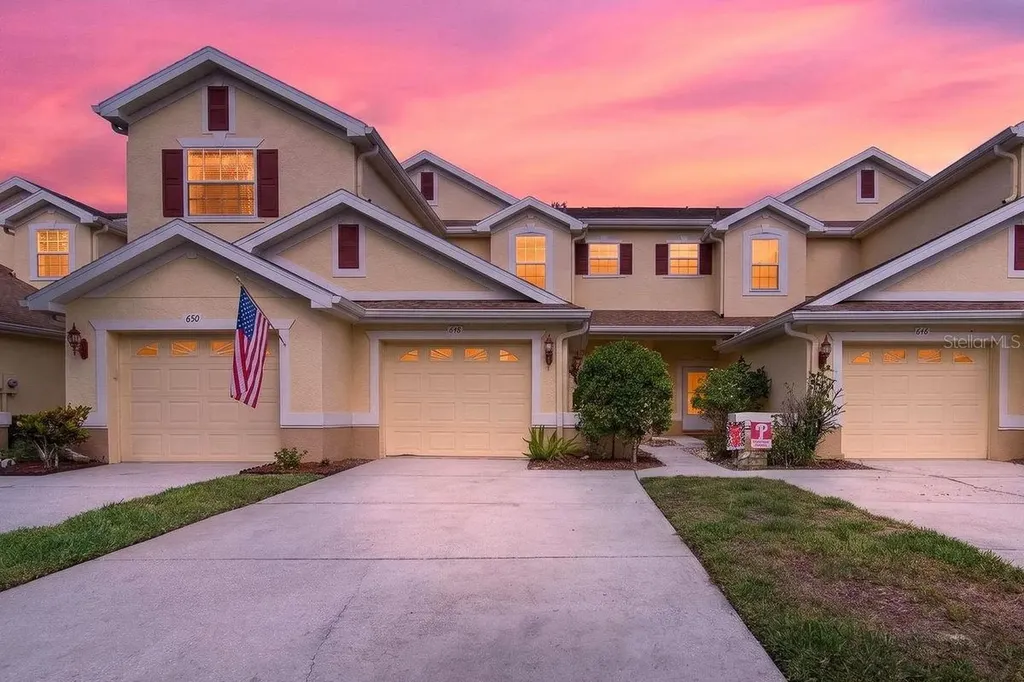 648 Spring Lake Circle Tarpon Springs FL 34688