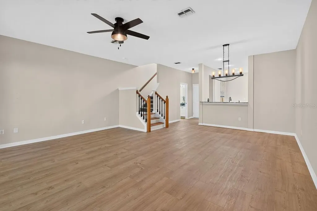 648 Spring Lake Circle Tarpon Springs FL 34688