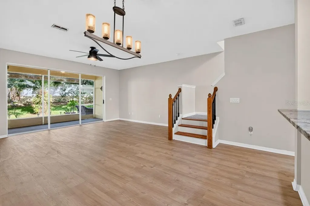 648 Spring Lake Circle Tarpon Springs FL 34688
