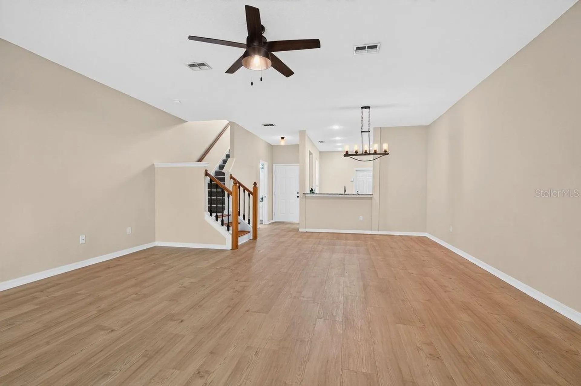 648 Spring Lake Circle Tarpon Springs FL 34688