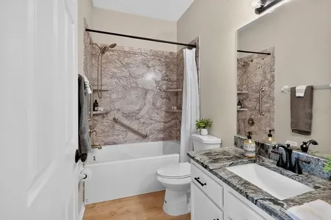648 Spring Lake Circle Tarpon Springs FL 34688