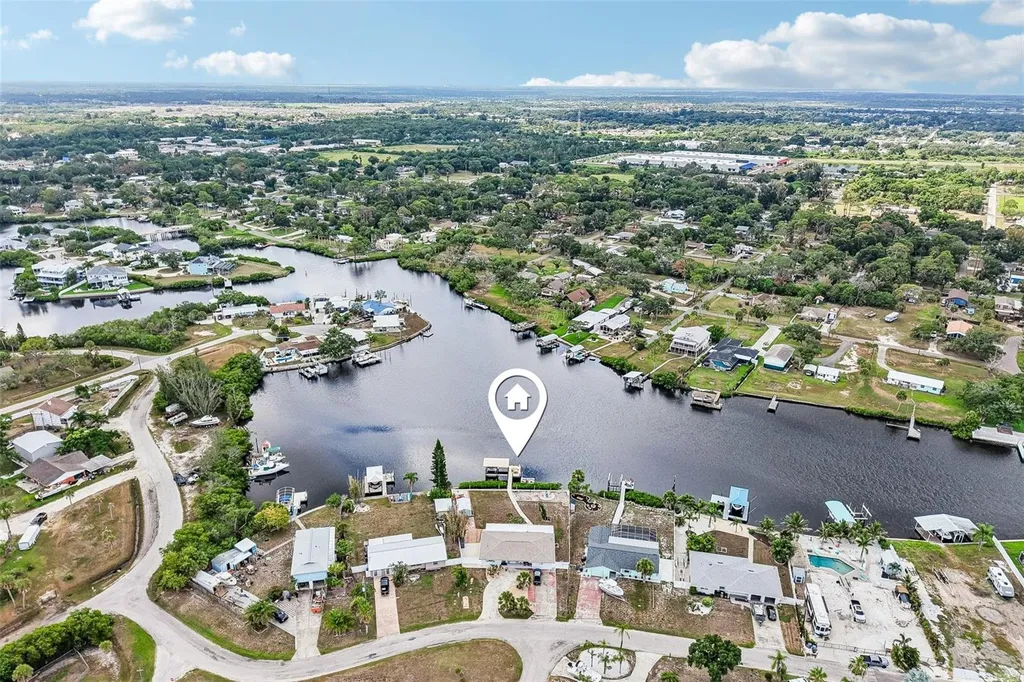 806 Blue Heron Boulevard Ruskin FL 33570