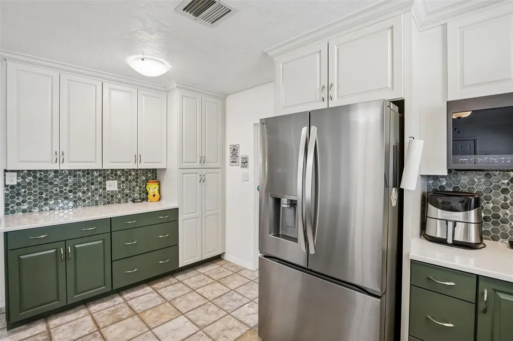 806 Blue Heron Boulevard Ruskin FL 33570