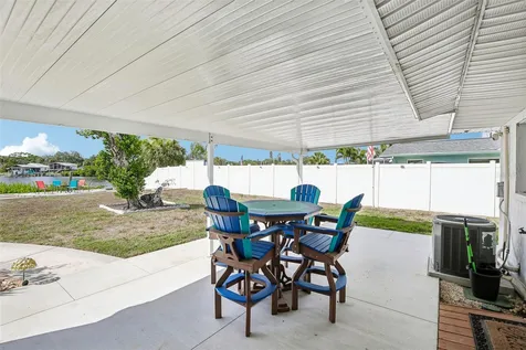 806 Blue Heron Boulevard Ruskin FL 33570