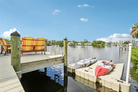 806 Blue Heron Boulevard Ruskin FL 33570