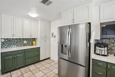 806 Blue Heron Boulevard Ruskin FL 33570
