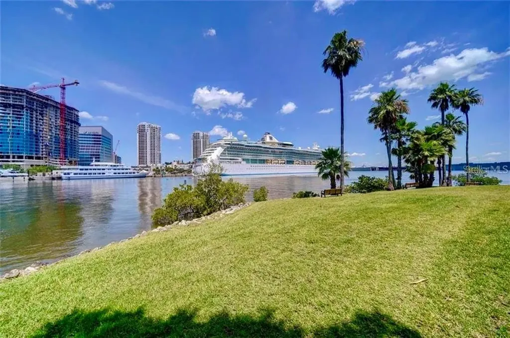 845 Normandy Trace Road Tampa FL 33602