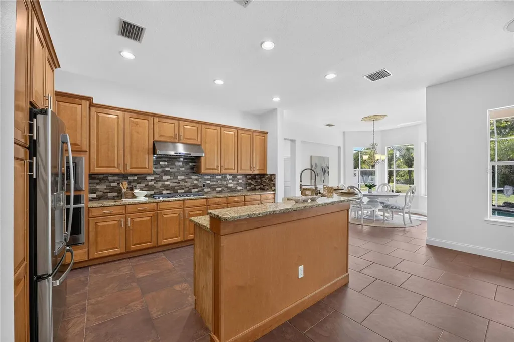 824 Islebay Drive Apollo Beach FL 33572