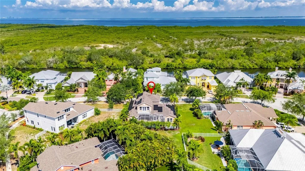 824 Islebay Drive Apollo Beach FL 33572