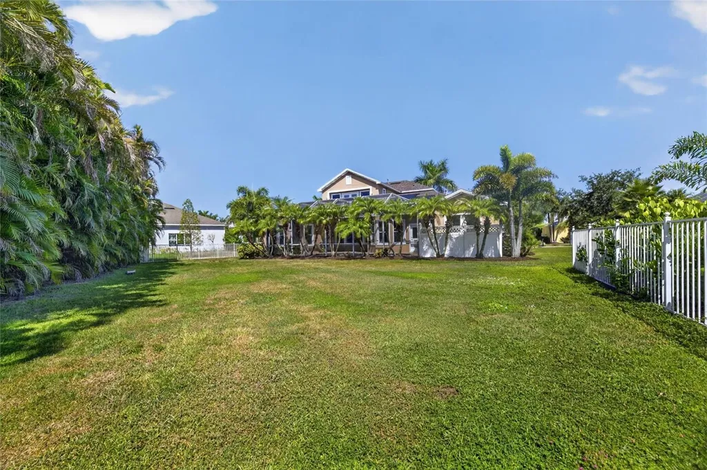 824 Islebay Drive Apollo Beach FL 33572