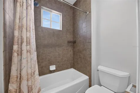 824 Islebay Drive Apollo Beach FL 33572
