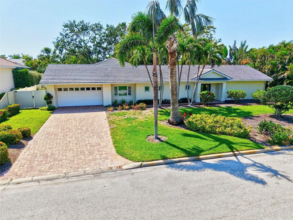 606 Owl Way Sarasota FL 34236