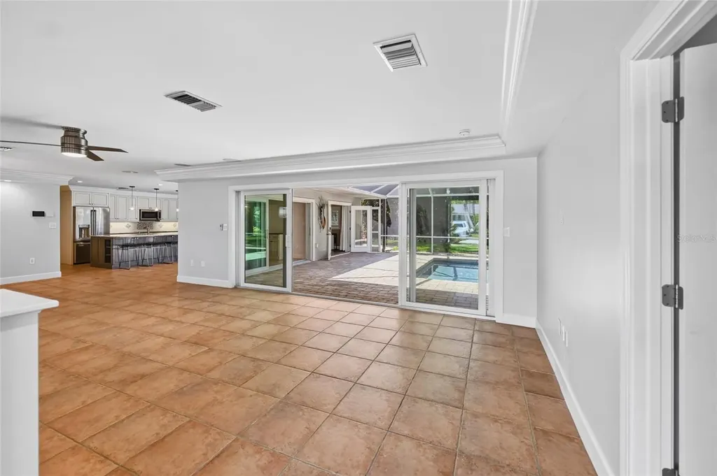 606 Owl Way Sarasota FL 34236