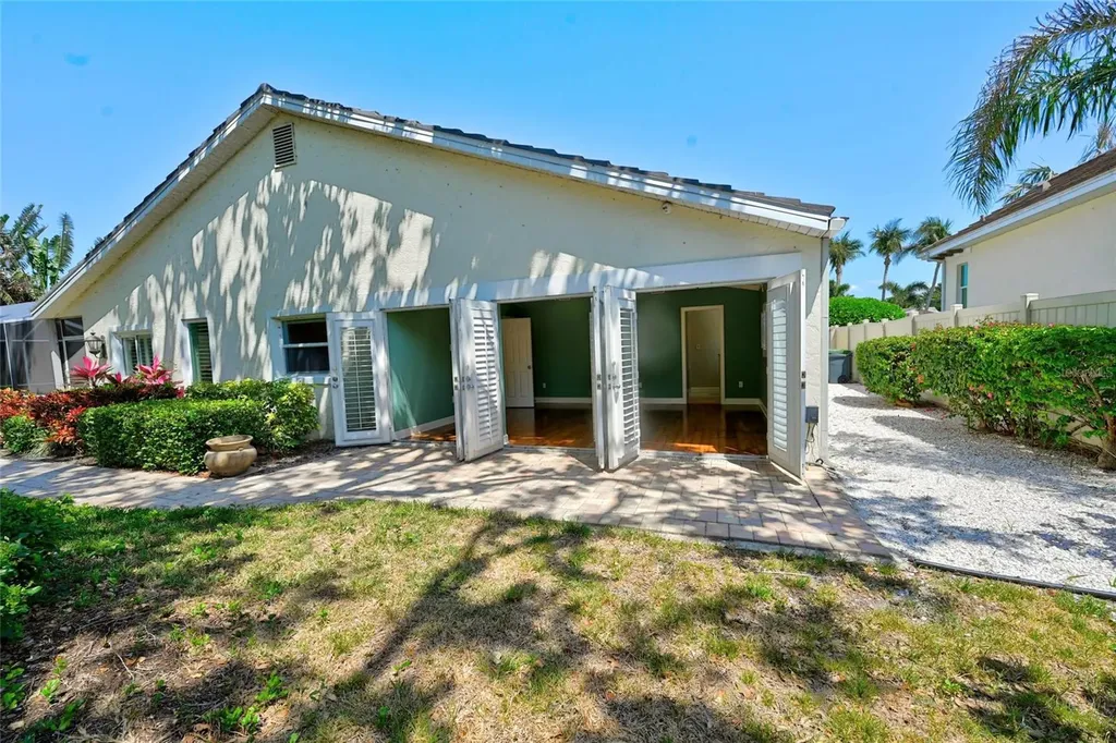 606 Owl Way Sarasota FL 34236