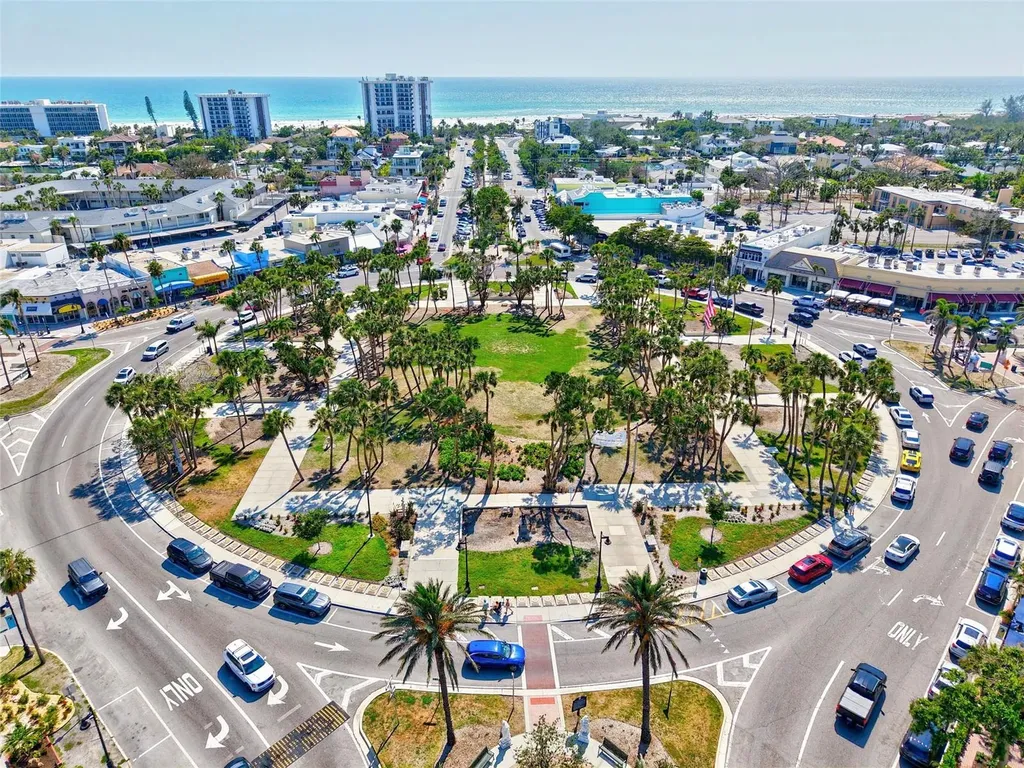 606 Owl Way Sarasota FL 34236
