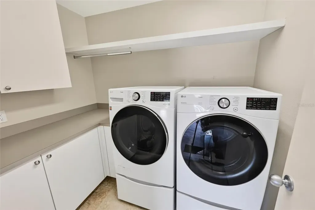 606 Owl Way Sarasota FL 34236
