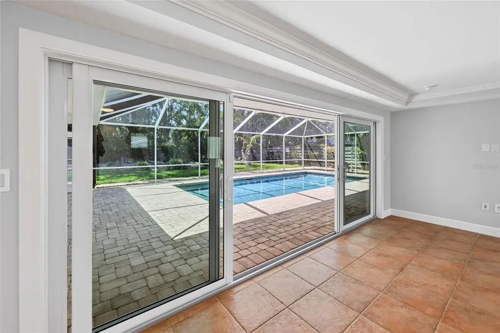 606 Owl Way Sarasota FL 34236